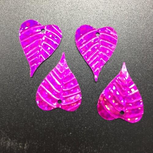 50g/lot PVC Leaf Sequins 15*20mm Sewing DIY Christmas Accessories For Crafts Blade Leaves With 1 Side Hole Laser Rose Red