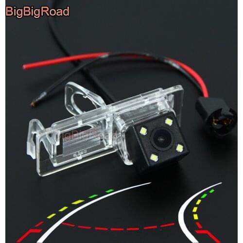 BigBigRoad For Renault Fluence / Dacia Duster / Megane 2 II 3 III / Clio 4 2014 Car Intelligent Dynamic Tracks Rear View Camera