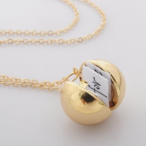 LUCKYAROMA Gold Pendants