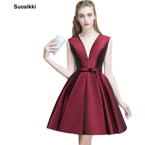 Suosikki V-neck Women Dresses