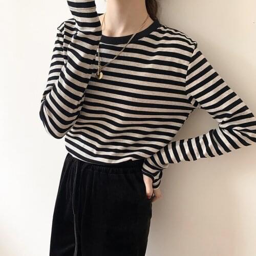 Autumn Striped Long Sleeve T-shirt Women Casual Round Collar Cotton Tops Korean Streetwear All-match Woman Basic Tee Shirts