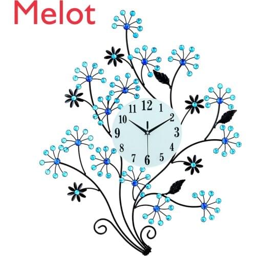 Modern Creative Living Room Clock Wall Clock Iron Art Bedroom Noiseless Clock Cool European Art Decorative Mural Wall Watch
