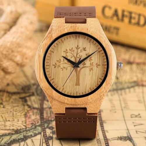 Quartz Wood Watch Ultralight Maple Dog Pattern Handmade Wooden Watch with Leather Band Analog Display Male Timepiece Clock