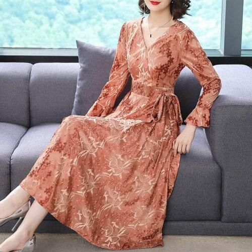 2019 Autumn Spring Womens V Neck Ruffles Long Sleeve Velour Dress , Red Black Green Velvet Floral Bow Sash 3xl Dresses for Women