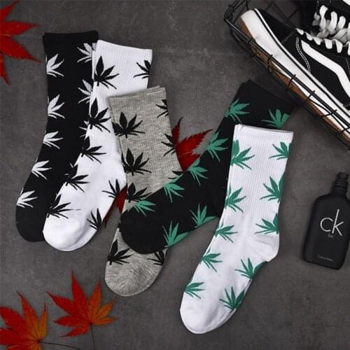 Fashion comfortable high quality cotton socks leaf maple leaves leisure hemp weed stockings spring and autumn winter