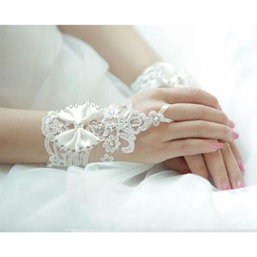 Woman Ivory Fingerless Beaded Lace Beaded Wedding Gloves Short Wrist Length for Bridal 2020