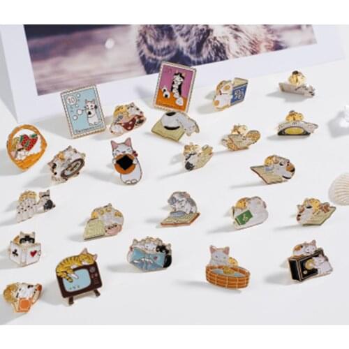 1Piece Fashion Brooches Cat Animal Enamel Pins For Women Girls Sweater Coat Backpack Clips Pink Party Club Jewelry