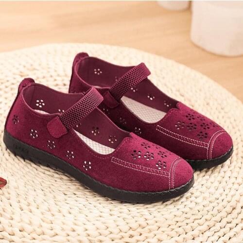 Spring Summer Flat Shoes Womens Hollow Out Sandals Casual Soft Bottom Ladies Loafers Mother Comfortable Flats Walking Shoes