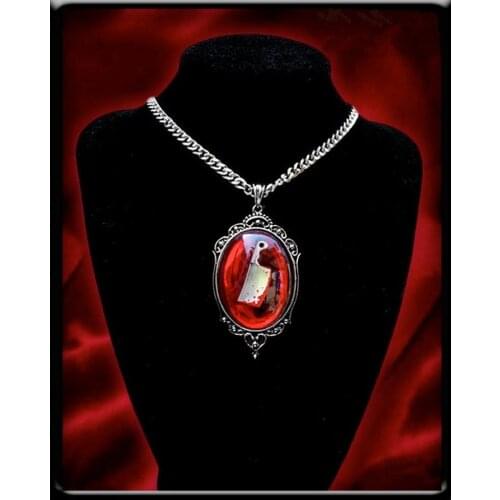 BLOODY CLEAVER NECKLACE Psychobilly Emo Goth Punk Horror Knife Murder Meat Halloween Jewellry gift