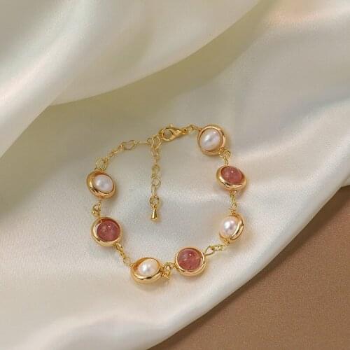 Korean Version of Simple Baroque Freshwater Pearl Bracelet Female Fashion Pink Strawberry Crystal Transfer Beads Girlfriends