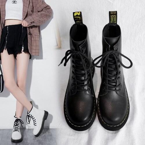 Ladies Martin Boots Women 2021 New Height Korean Motorcycle Boots Round Head Handsome Retro Short Boots Women platform boots