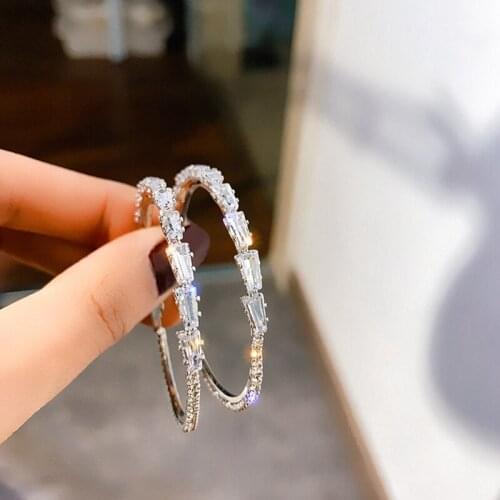 Women Hoop Earring Shining Crystal Cubic Zirconia Drop Earring for Lady Wedding Party Daily Wear Fashion Jewelry Gifts