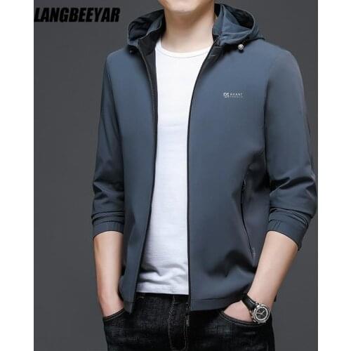 Top Grade Brand Casual Fashion Hooded Classic Windproof Men New Autumn Jackets For Man Windbreaker Fall Coats Mens Clothing 2021