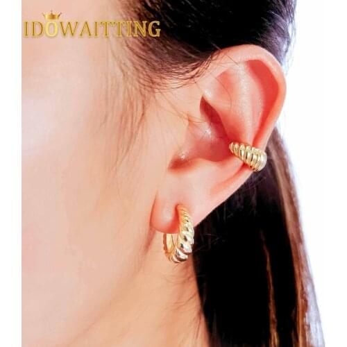 2021 New Arrived High Quality Gold Color Geometric Simple Fashion European Women Jewelry Minimal Delicate Twist Hoop Earring