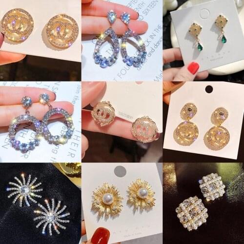 Stud Earrings Fashion Korean Style Small Circle Earring Luxury Gold Silver Color Rhinestone Earring Women Weddings Party Jewelry