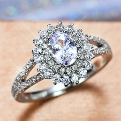 Huitan Luxury Silver Color Women Finger-rings Modern Design Wedding Bands Jewelry Engagement Ring Fine Anniversary Gift Party