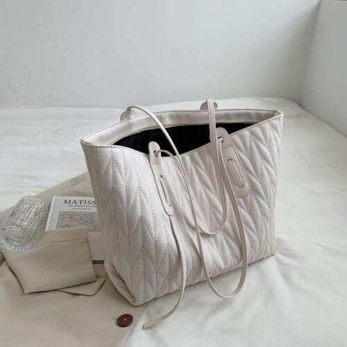 Fashion Sewing Thread Ladies Womens Handbags Shoulder Bags for Women 2021 Luxury Designer Large Capacity Crossbody Bag