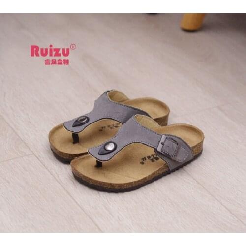 2018 New Cork Boys Slippers Children Girls Flip Flops Boys Summer Kids Water Shoes Slipper Girl Beach Shoes Home Casual Slippers