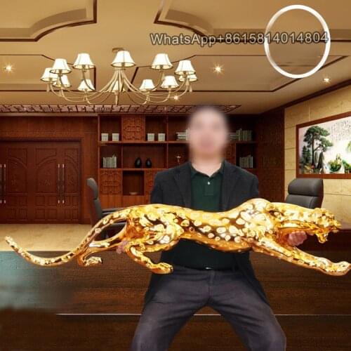 Leopard living room TV cabinet decoration/car decoration/home opening gifts/animal hot-selling crafts/Home decoration crafts