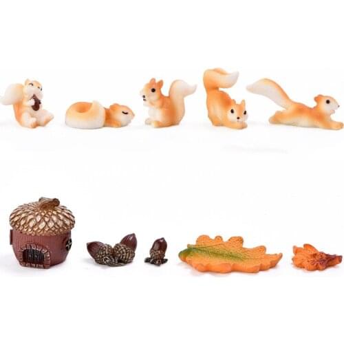 Fairy Garden Miniatures Cute Squirrel Nut Pine Cone House Maple Leaf Miniature Animals Home Decoration Accessories Desk Decor