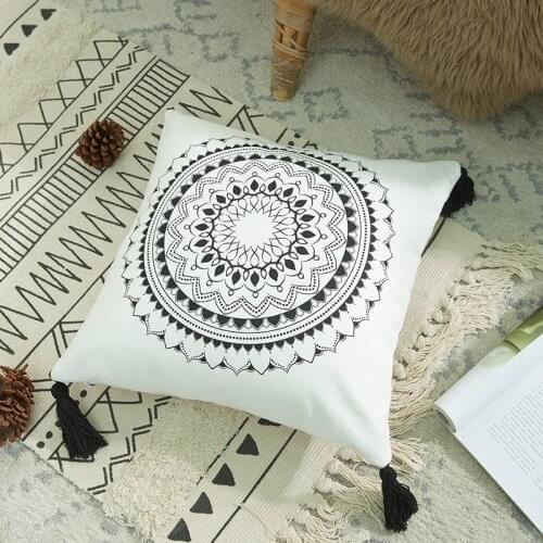 Outdoor Cushions 2021 Cotton Canvas Printed Tassel Bohemian Style Pillowcase Waist Pillowcase Cushions Home Decor