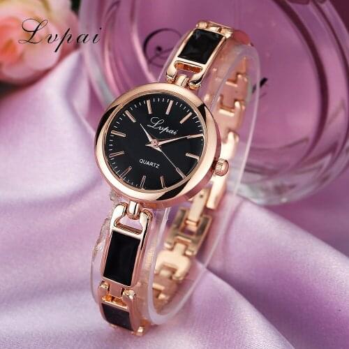 2021 New Korean Tide Watch Alloy Bracelet Ladies Watch Oval Dial Fashion Quartz Watch Factory Wholesale Watches for Women Luxury