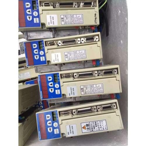 MSD083A2XXF servo motor , used in good condition . 80% appearance new , good working , free shipping