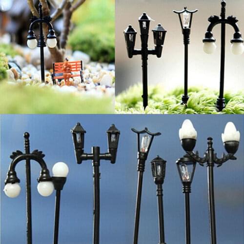 1 Pcs Resin Craft Mini Street Light Lamp Antique Imitation Fairy Garden Home Miniature Jardin Terrarium Decor Micro Landscape