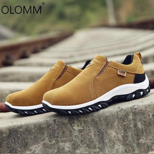 2019 Hiking Slip Wear Hiking Shoes Outdoor Mens Shoes Waterproof Breathable Climbing Shoes Casual Loafers Sneakers