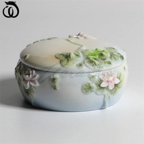 WU CHEN LONG Nordic Frog and Lotus Jewel Case Art Key Porch Candy Storage Box Ceramic Craft Simple And Modern Decoration R6154