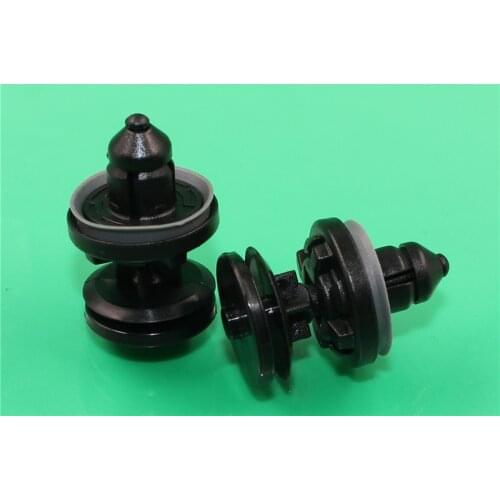 Fit for Ford 05-14 Classic Fox Door Inner Decoration Panel Clasp Door Panel Fixed Clasp Clasp 10pcs