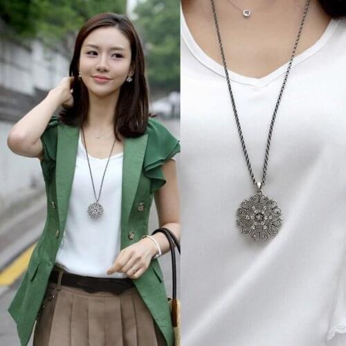 Fashion Women Crystal Hollow Flower Necklace Long Chain Pendant Necklaces Jewelry Gift NYZ Shop