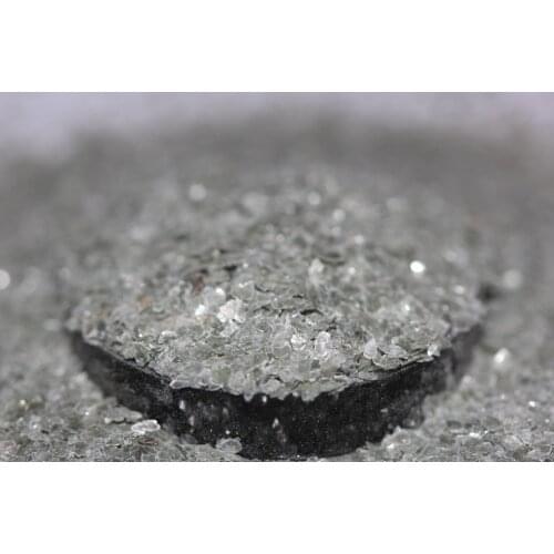 Light Clear Green Natural Mica Flakes For Crafting Projects 1~2 mm