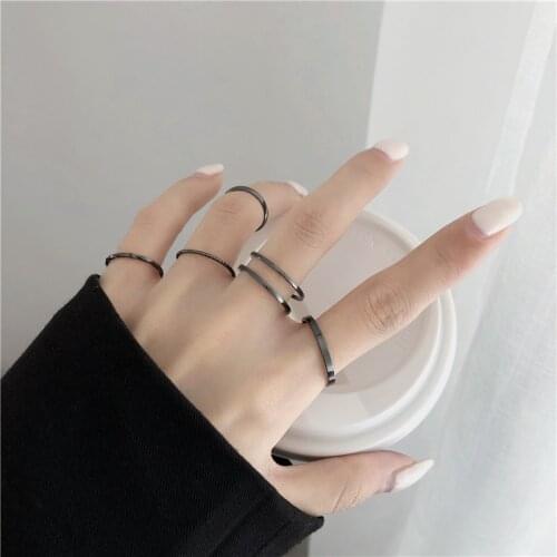 Adolph 5pcs/set Hiphop Metal Geometry Circular Punk Rings Set Index Finger Accessories Buckle Joint Tail Ring for Women Jewelry
