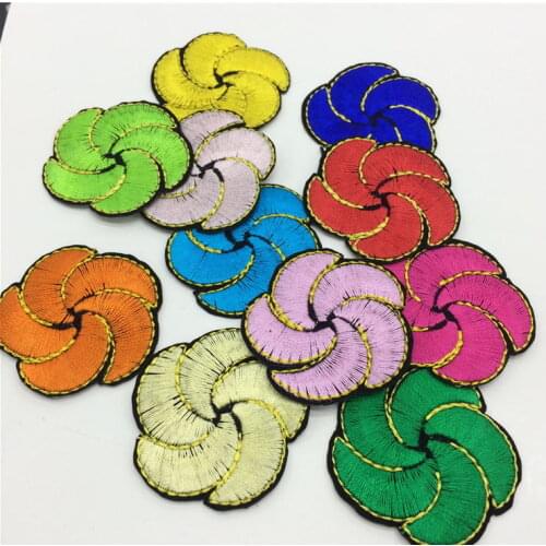 New arrival 20 pcs little flower embroidered patches iron on Jeans coat tshirt bag dress decor repair Motif accessory diy