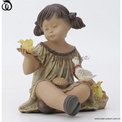 WU CHEN LONG Modern Simple Girl And Duck Art Sculpture Figure Figurines Creative Resin Craft Home Decoration Birthday Gift R6303