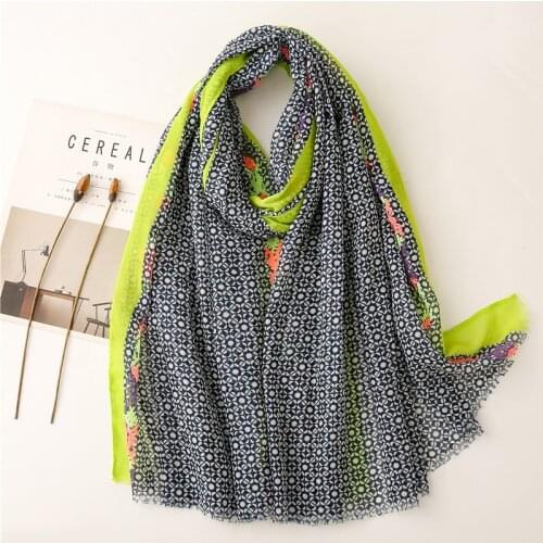 Geometric Pattern Scarf For Women Navy Blue Shawls and Wraps Spring Tassel Soft Thin Hijab Scarf 180x90cm