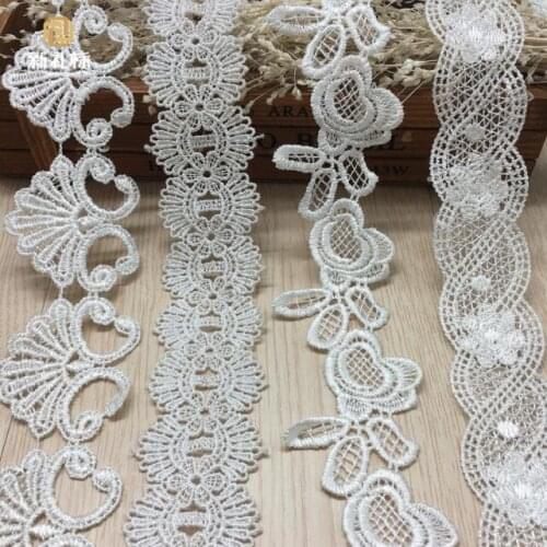 15yds 4 Styles Craft White Polyester Flower Venise Lace Trim African Embroidery Lace Ribbon Trim Costume Applique Sewing on Trim