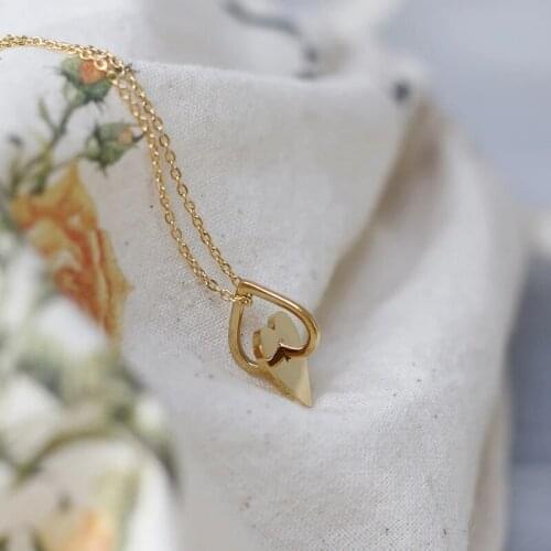 Modern Crossed Hearts Pendant Necklace Titanium Stainless Steel Fine Jewelry 18 K Gold Plated Never Fade Woman Gift Never Fade