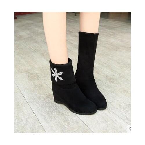 2019 New Women Boots Square Heels Round Toe Mid-Calf Boots Woman Shoes Suede Leather Female Autumn Winter Boots Black Brown Red