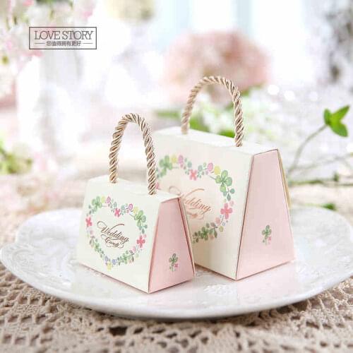 20 pcs/lot Wedding candy box creative hollow carved fold Four-leaf clover wedding gift box Chinese wedding exquisite candy box