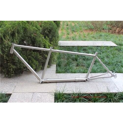Titanium tandem bike frame with S&S couplers Ti tandem bike frame with couplers tandem bike frame with sliding dropout