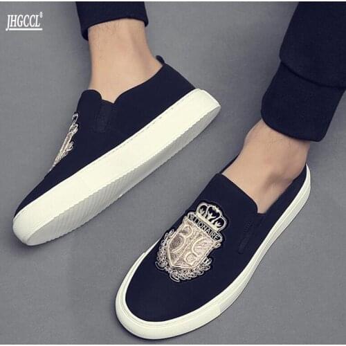 Mens casual shoes gold embroidery luxury casual flat shoes daily sports shoes hot sales promotion A15