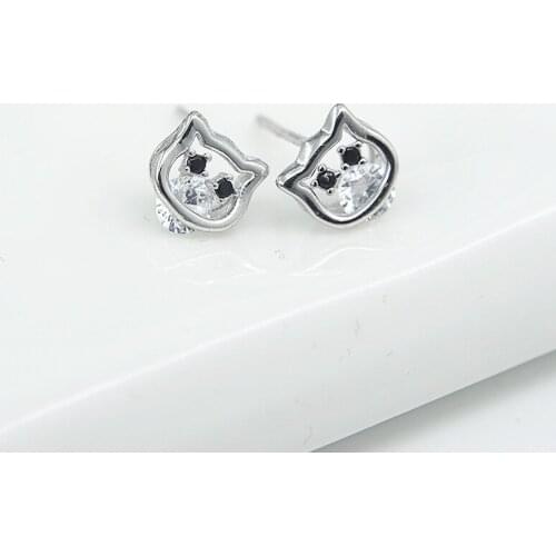 Selling S925 silver earrings female Korean version of fashion sweet empty Kitty small pure and fresh earrings earrings diamond
