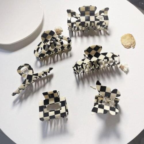 Fashion Black White Check Acrylic Semicircular Hair Claw Clips Smooth Beige Irregular Geometric Hairpin for Women Party