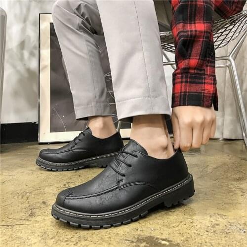 2021 New Men Leather Shoes Fashion Male Low-top Platform Sneakers Solid Color Comfortable outdoor Casual Men Formal Shoes