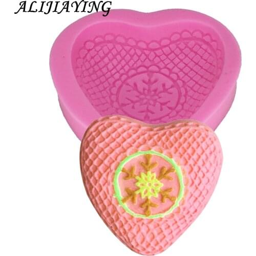 1Pcs 3D Love snowflake Silicone Fondant Molds Party Cake Decorating Tools Candy Clay Gumpaste Chocolate Moulds D0253