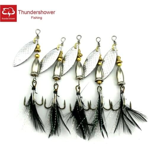 10pcs Metal Fishing Spoon Lures Spinnerbait Fishing Wobbler 6cm 6g Spinnerbait Black Feather Hooks Sequins Bait Fishing Tackle