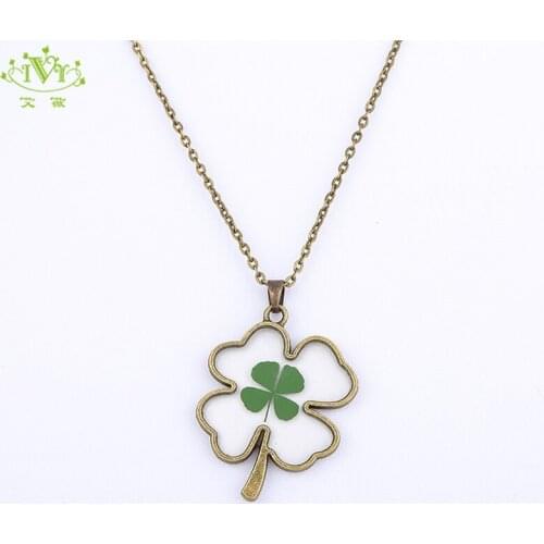 60pcs Fashion Vintage Four Leaf Clover Bronze Chain Necklace Women Jewelry Vintage Resin Metal Necklace Creative Gift Wholesale