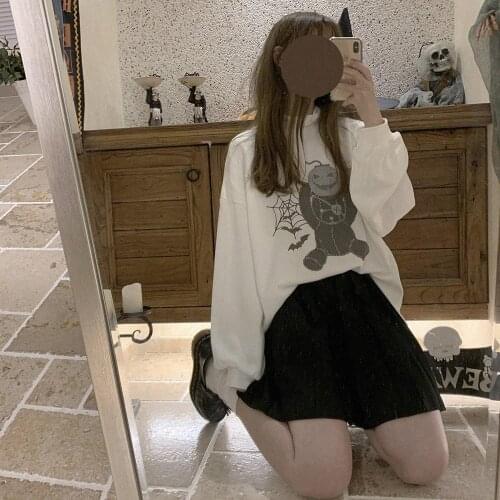 Punk tshirt women harajuku Japan high street tshirt streetwear 2019 white long sleeve tops girl cool bear print tshirts female